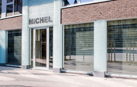 Grilles de magasin micro-perforés en Alu - Bijouterie MICHEL - Charleroi