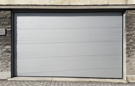 Porte de garage woodgrain non ligné avec découpe en sifflet - RAL 7035